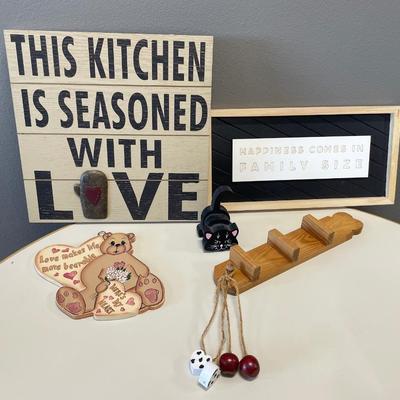 Wood wall decor and black cat