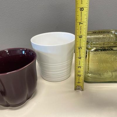 Small vases and silver apple decor