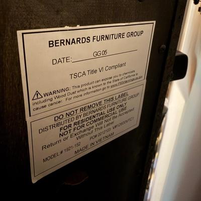 Bellamy Lane Mans Door Chest (GB-MG)