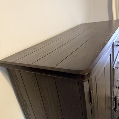 Bellamy Lane Mans Door Chest (GB-MG)