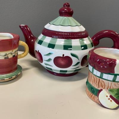 Apple teapots