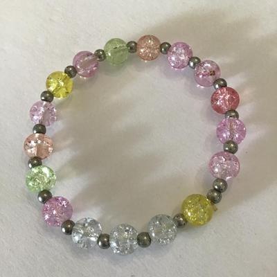 Cute multicolored beaded stretch bracelet