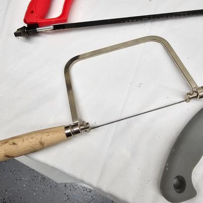 Assortment of Small Hand Saws (DG-JS)