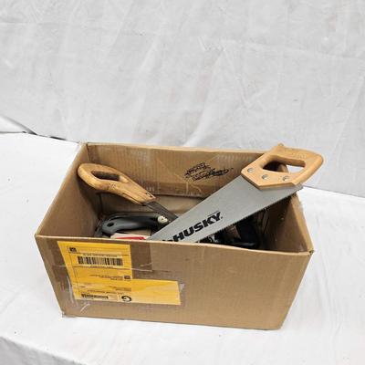 Assortment of Small Hand Saws (DG-JS)