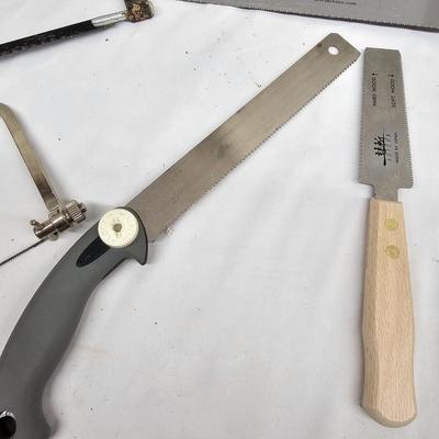 Assortment of Small Hand Saws (DG-JS)