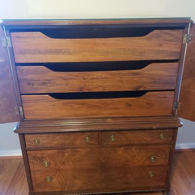 Tall boy/Linen Press Cabinet (HB-KD)