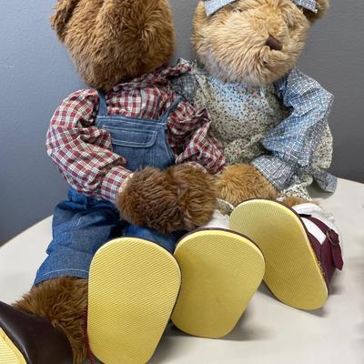 Bear couple decor & hanging bear