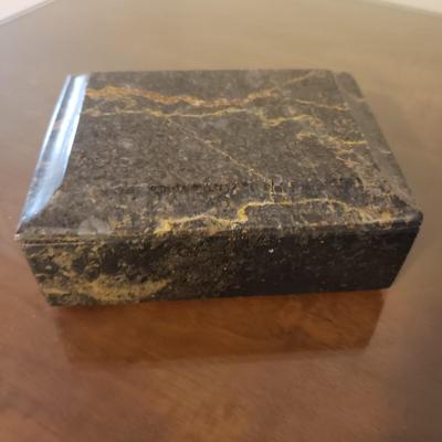 Five Gorgeous Wooden and Marble Boxes (HB-KD)