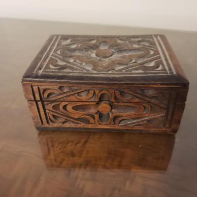 Five Gorgeous Wooden and Marble Boxes (HB-KD)