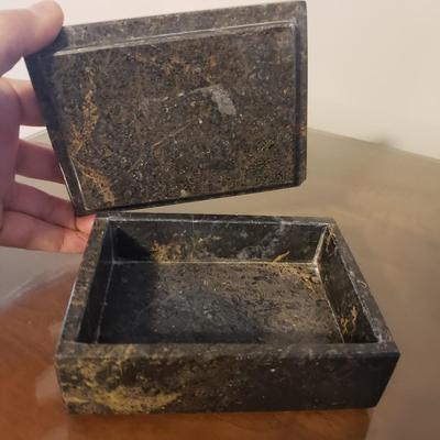Five Gorgeous Wooden and Marble Boxes (HB-KD)