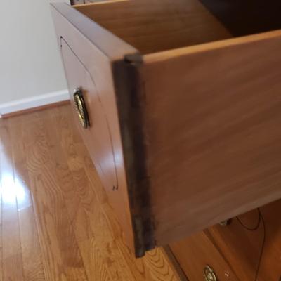 Dresser with Mirror (HB-KD)