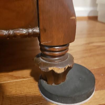 Dresser with Mirror (HB-KD)