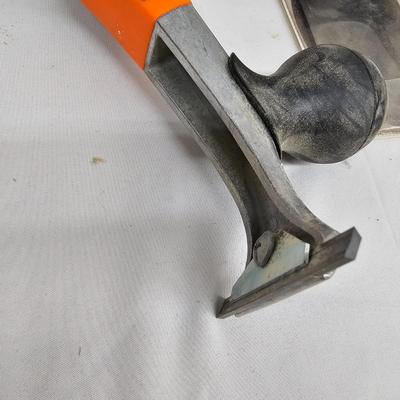 Blades, Scrapers, Brushes & More (DG-JS)