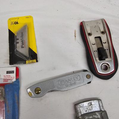 Blades, Scrapers, Brushes & More (DG-JS)