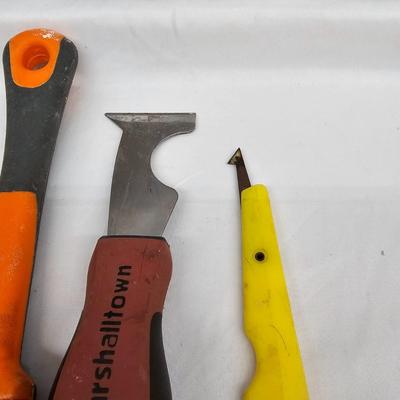 Blades, Scrapers, Brushes & More (DG-JS)