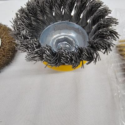 Blades, Scrapers, Brushes & More (DG-JS)