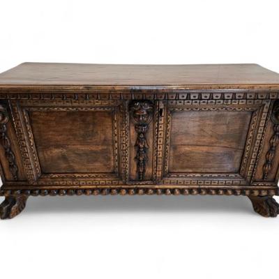 Italian cassone C. 1780 