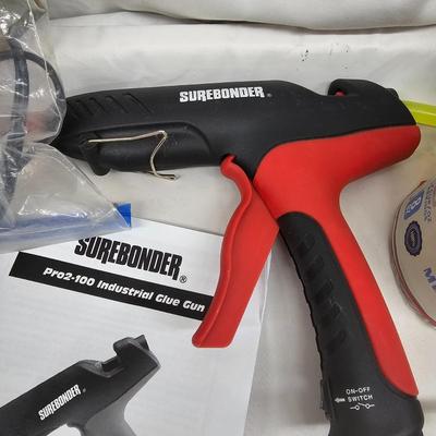 Assorted Craft Items, Glue Guns & More (DG-JS)