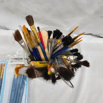 Assorted Craft Items, Glue Guns & More (DG-JS)