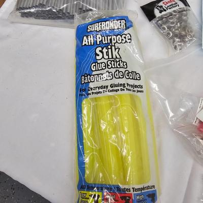 Assorted Craft Items, Glue Guns & More (DG-JS)