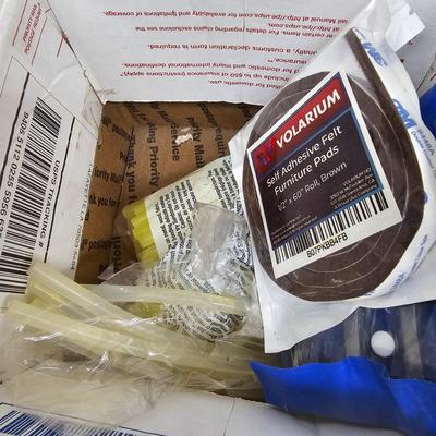 Assorted Craft Items, Glue Guns & More (DG-JS)