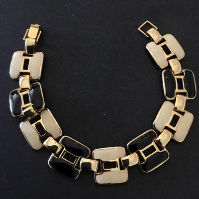 Sale Photo Thumbnail #153: Please see attached photos