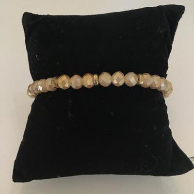 Cute glass bead stretch bracelet
