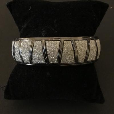 Sale Photo Thumbnail #187: Please see attached photos