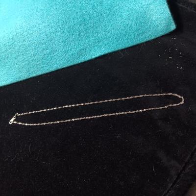 STERLING SILVER RINGS AND CHAIN PLUS A BUTTERFLY RING MARKED 850