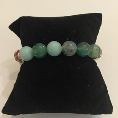 Gemstone bead and acrylic stretch bracelet