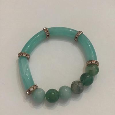 Gemstone bead and acrylic stretch bracelet