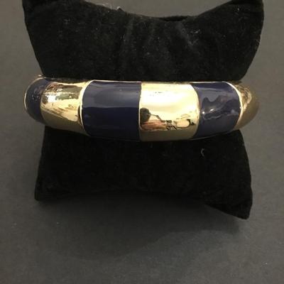 Sale Photo Thumbnail #224: Please see attached photos