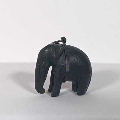 LOT 5: Collection of Elephant Themed Miniatures and Decor