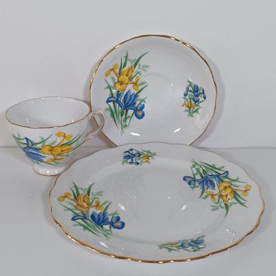 LOT 14: Vintage China Collection - Haviland Limoges, Crown Royal England & More