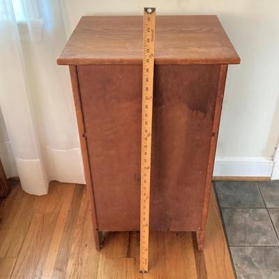 LOT 31: Simmons Hardware Co., St. Louis Mo USA White Clad Oak Side Table / Cabinet