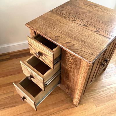 LOT 32: Wood Side Table / Cabinet with Storage