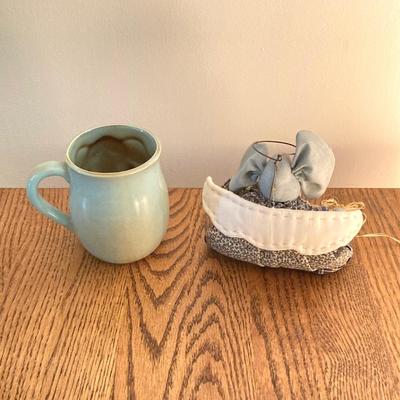 LOT 33: Wall Mount / Hanging Curio Cabinet with Glass Shelves & Doors with Collection of Collectible Elephant Decor