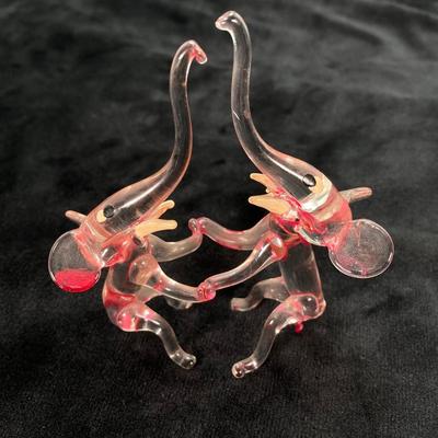 LOT 40: Collection of Crystal / Frosted Glass Elephant Figurines - Shannon Crystal and More