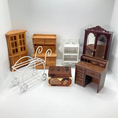 LOT 41: Large Collection of Doll House Furniture