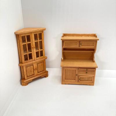 LOT 41: Large Collection of Doll House Furniture