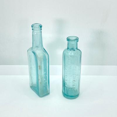 LOT 43: Vintage / Antique Bottle Collection