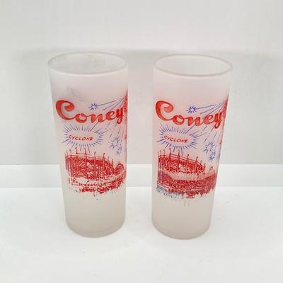 LOT 46: Vintage Frosted Glass Collection - 1964 - 1965 World's Fair, Coney Island and More