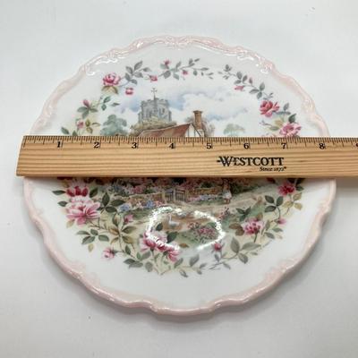 LOT 52: Royal Albert England From The Cottage Garden Year Series Seasons Cup and Plate Set (Winter, Spring, Summer and Autumn)