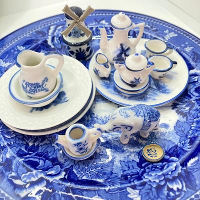 LOT 53: Beautiful Blue and White Collection - Art Glass, Miniatures, Spode, Delft, Wedgwood, Collector Plates and More