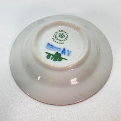 LOT 53: Beautiful Blue and White Collection - Art Glass, Miniatures, Spode, Delft, Wedgwood, Collector Plates and More