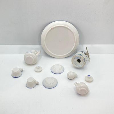 LOT 53: Beautiful Blue and White Collection - Art Glass, Miniatures, Spode, Delft, Wedgwood, Collector Plates and More