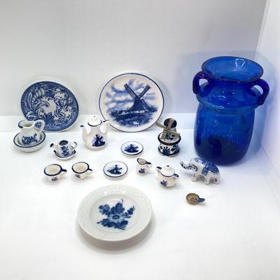 LOT 53: Beautiful Blue and White Collection - Art Glass, Miniatures, Spode, Delft, Wedgwood, Collector Plates and More