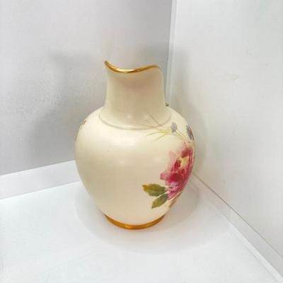 LOT 55: Gorgeous Painted Royal Worchester England 1094 Ra. No. 29115 Pitcher, Tea Bag Strainers and Holders