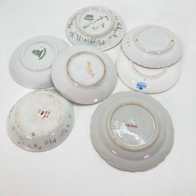 LOT 55: Gorgeous Painted Royal Worchester England 1094 Ra. No. 29115 Pitcher, Tea Bag Strainers and Holders