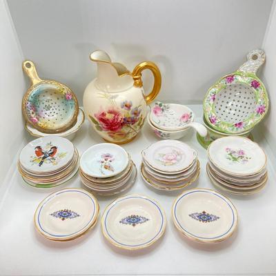 LOT 55: Gorgeous Painted Royal Worchester England 1094 Ra. No. 29115 Pitcher, Tea Bag Strainers and Holders